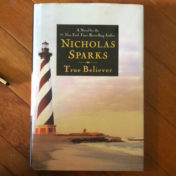 True believer by Nicholas sparks - Picture 1 of 4